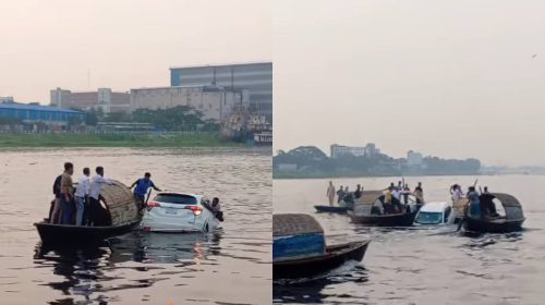 নারায়ণগঞ্জের বন্দর উপজেলার নবীগঞ্জ ঘাটে ফেরিতে উঠতে গিয়ে নিয়ন্ত্রণ হারিয়ে প্রাইভেট কারসহ শীতলক্ষ্যা নদীতে পড়ে যান চালক।