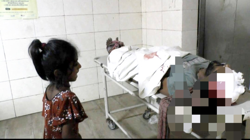ড্রেজার ব্যবসা নিয়ে বিরোধে একজনকে কুপিয়ে হত্যা