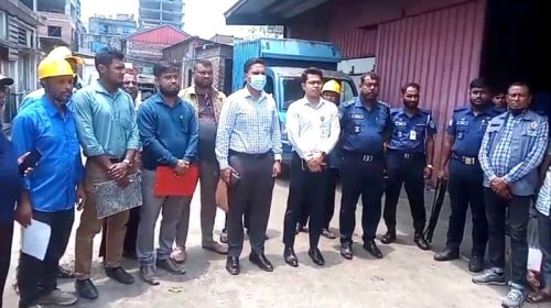 ফতুল্লায় ‘ফুডল্যান্ড প্রোডাক্টস’ এ অভিযান গ্যাস-বিদ্যুৎ সংযোগ বিচ্ছিন্ন